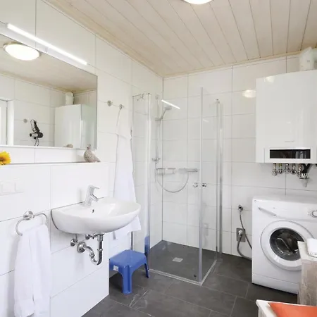 33 Feriehus Altefähr